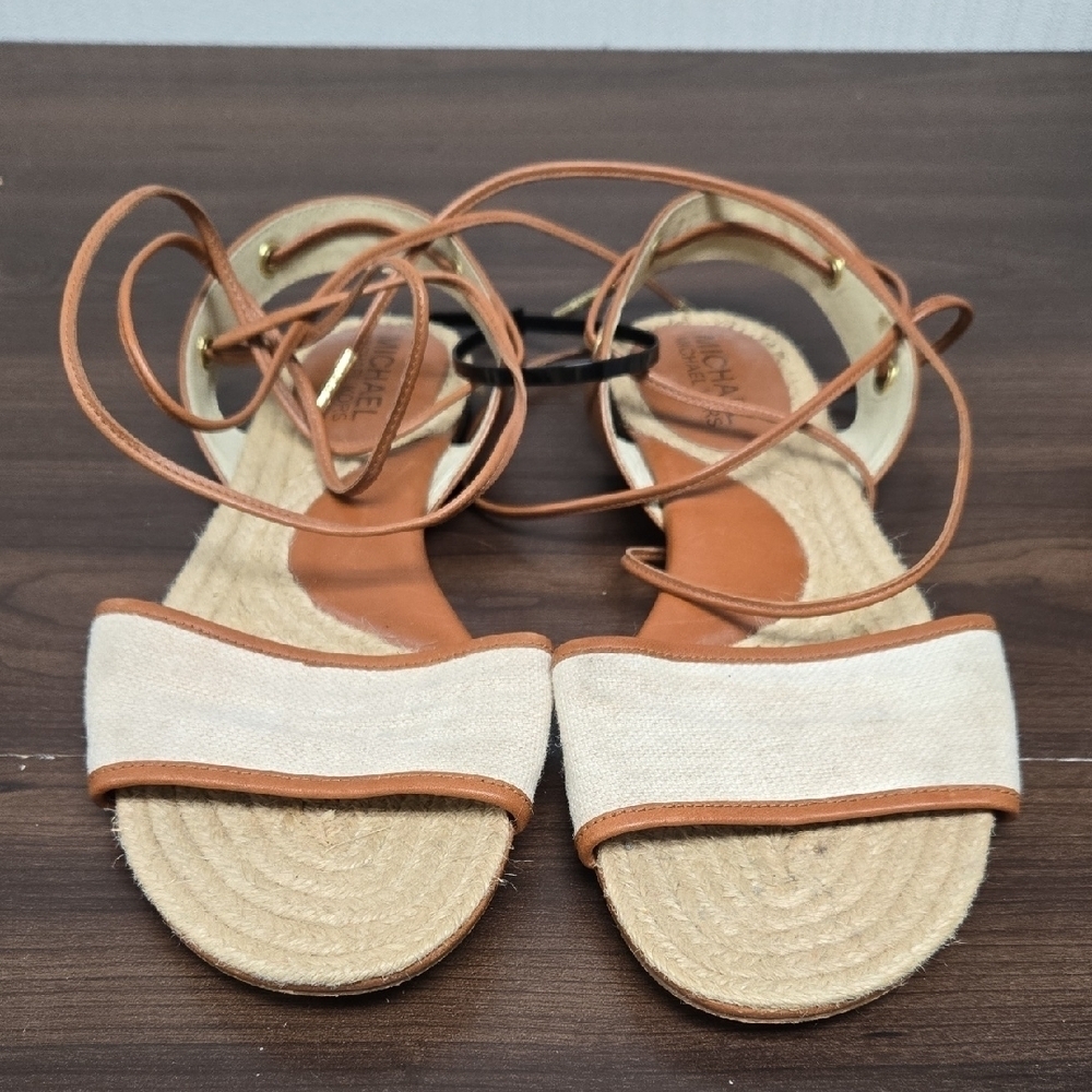 Michael Michael Kors Size 6 Beige and Brown Gladiator Style Flat Sandals